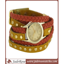 Женские кварцевые часы с кожаным ремешком и браслетом